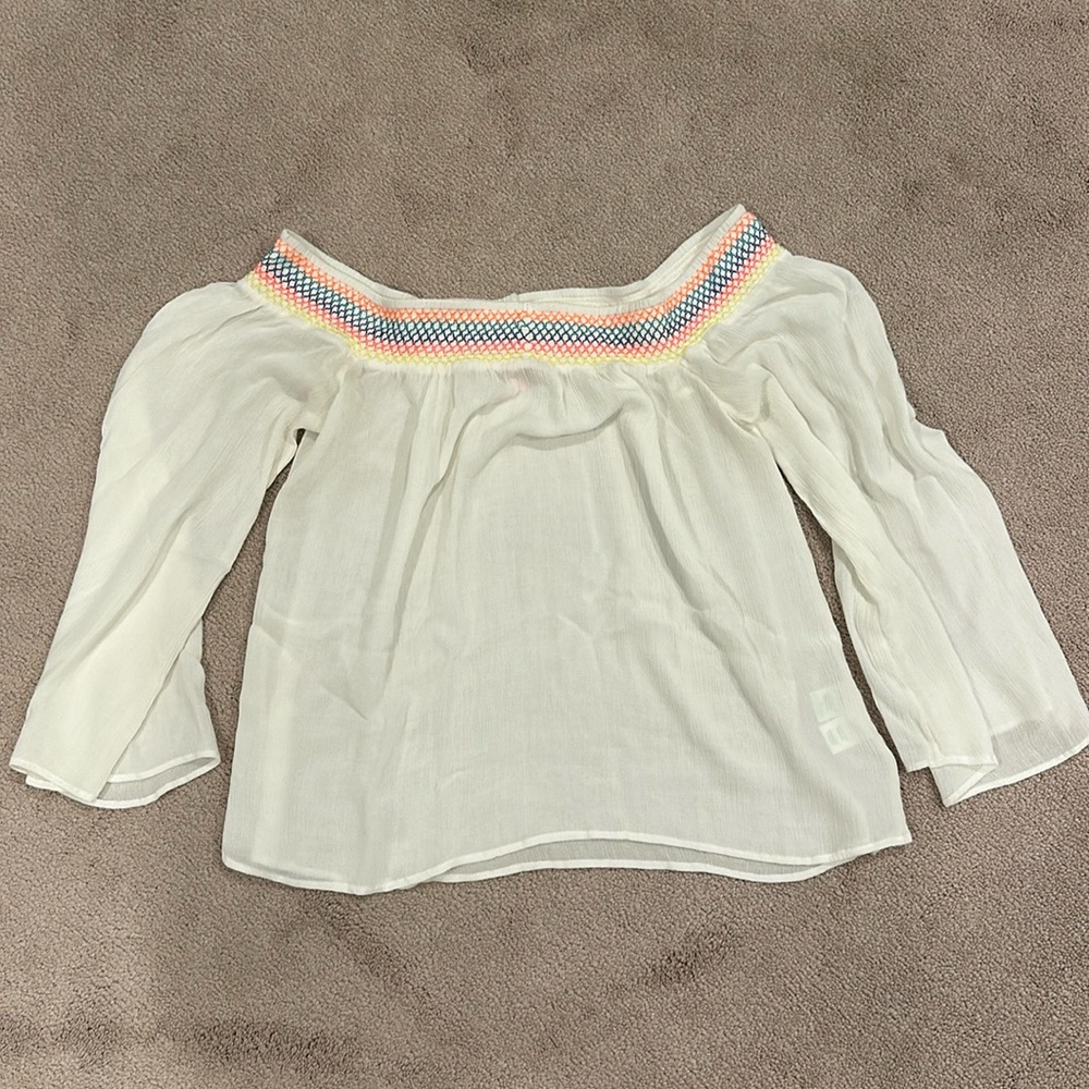 Lilly Pulitzer off the shoulder top